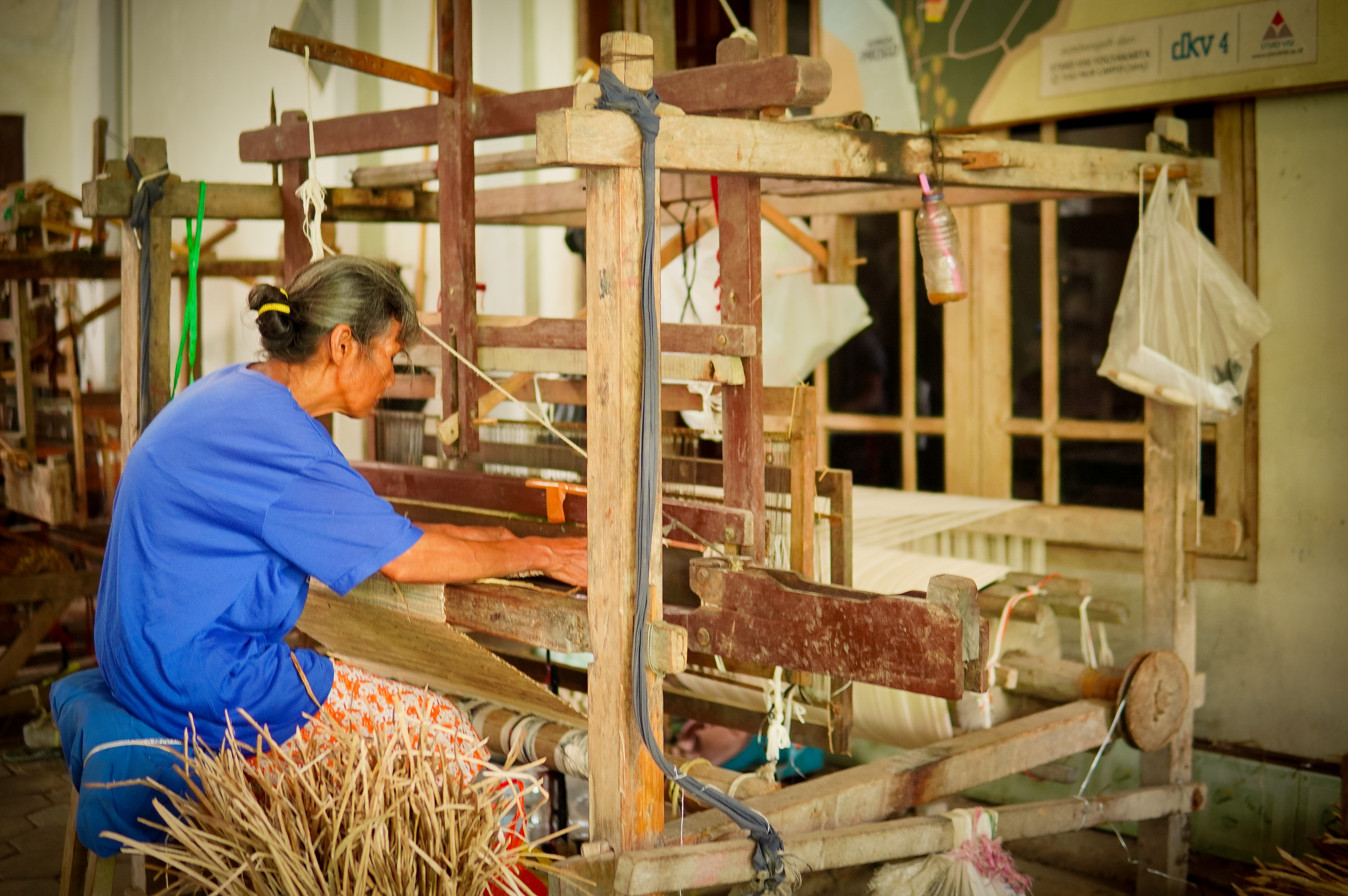 Kerajinan Tangan Gamplong